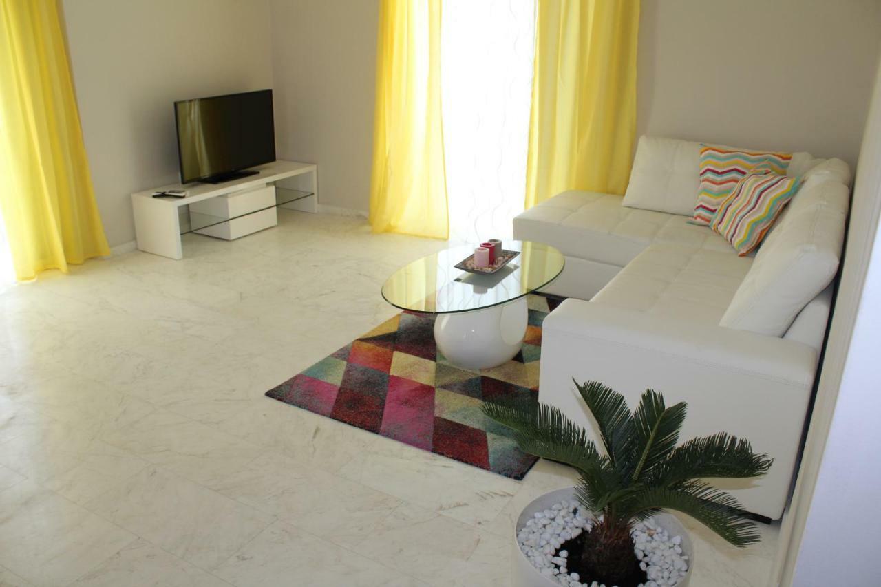 Apartment Riviera *