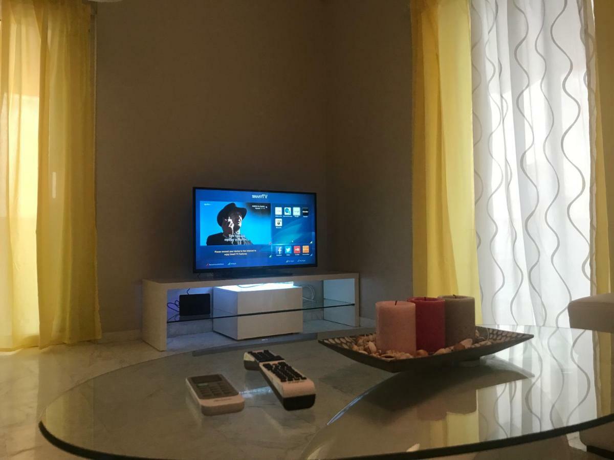 Riviera Apartment *