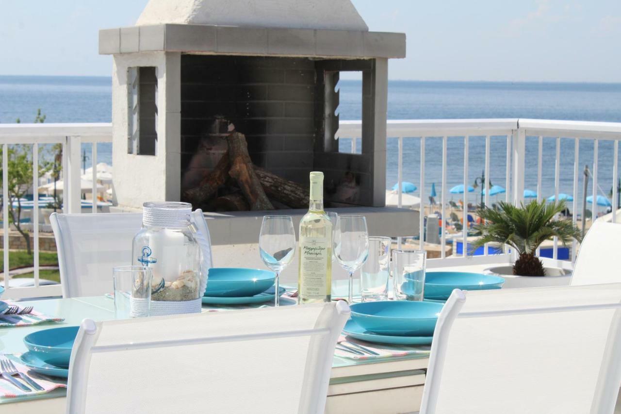 Riviera Apartment *